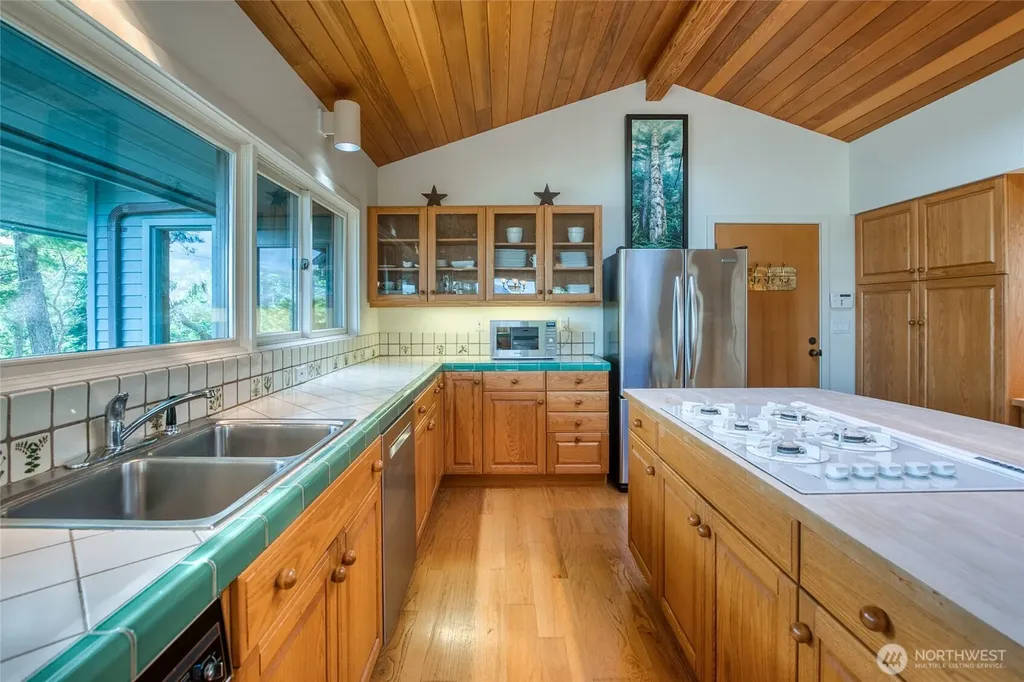 573 Harborview Lane Orcas Island WA 98243