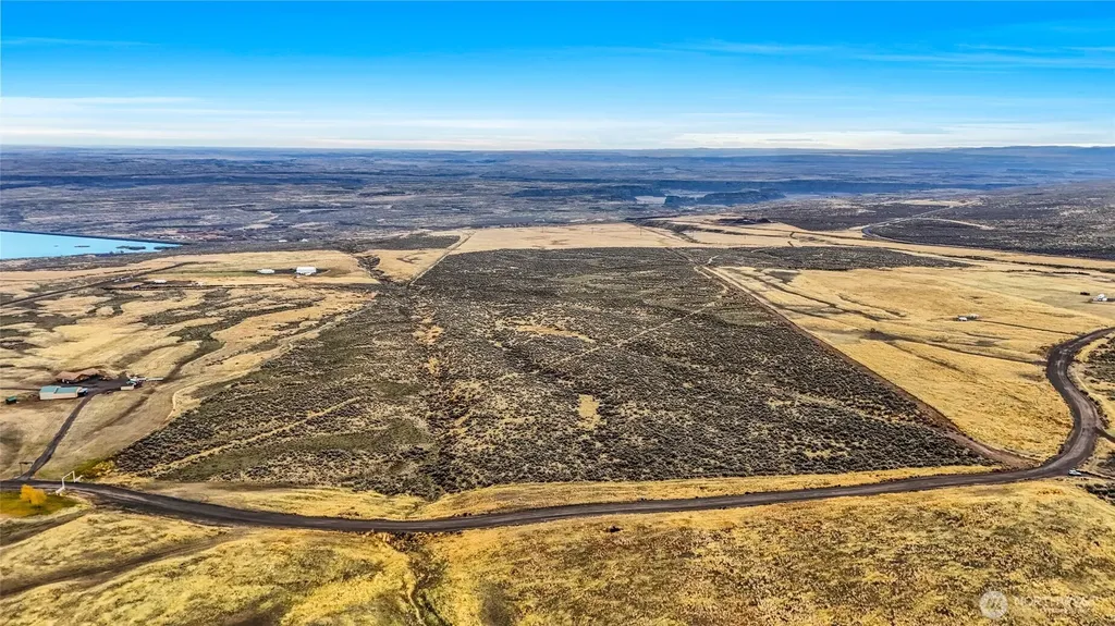 1 Banks Lake View Road NE Coulee City WA 99115