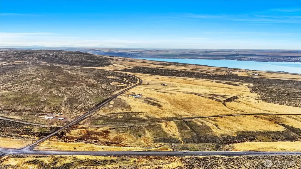 1 Banks Lake View Road NE Coulee City WA 99115