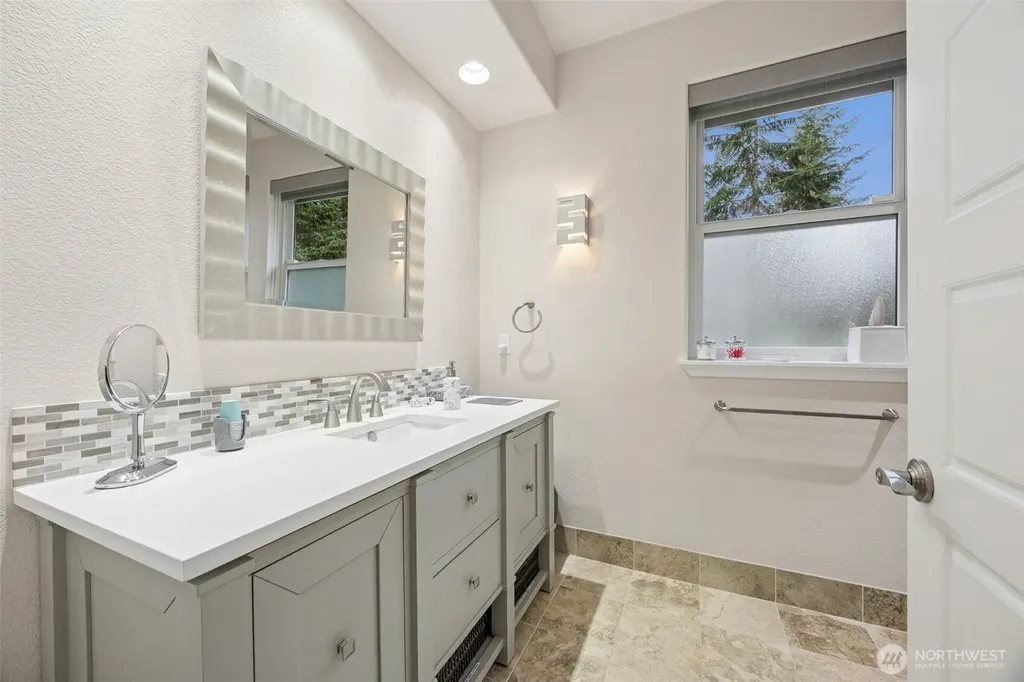 3508 383rd Street E Roy WA 98580
