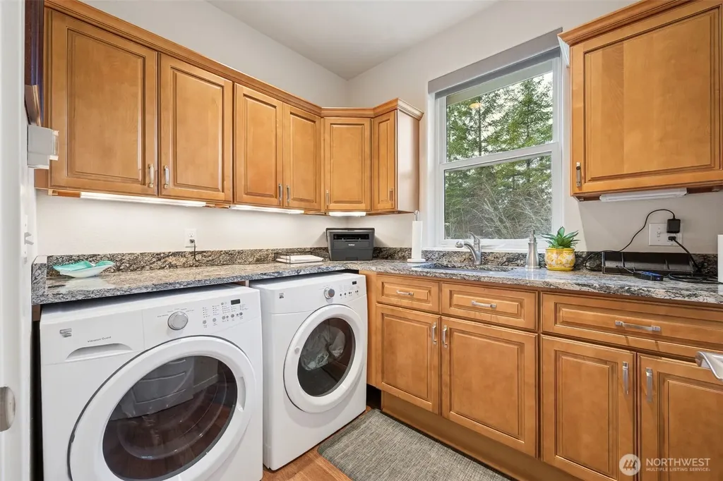 3508 383rd Street E Roy WA 98580