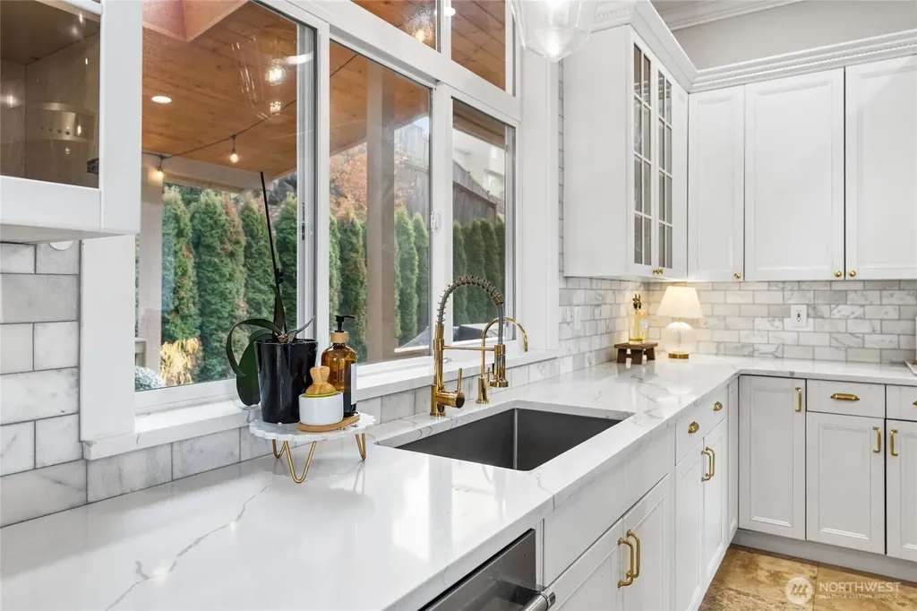 5228 Highland Dr SE Auburn WA 98092