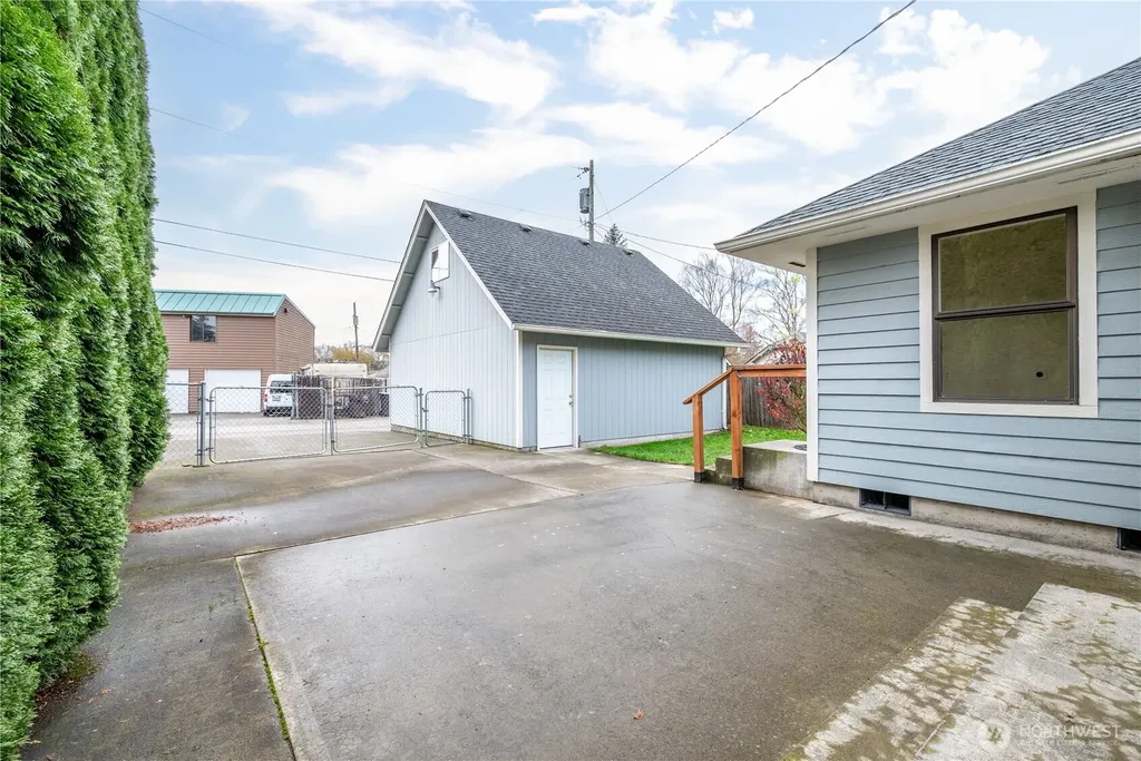 1531 Nichols Boulevard Longview WA 98632
