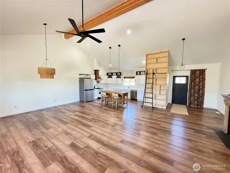 82 Nichols Road Omak WA 98841