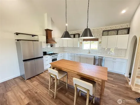 82 Nichols Road Omak WA 98841