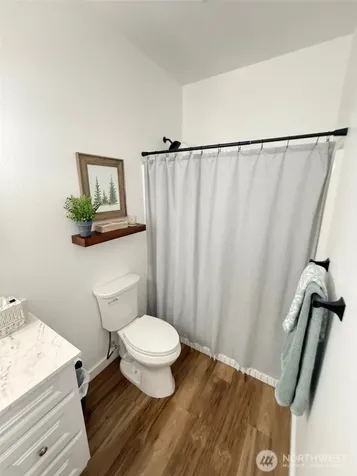82 Nichols Road Omak WA 98841