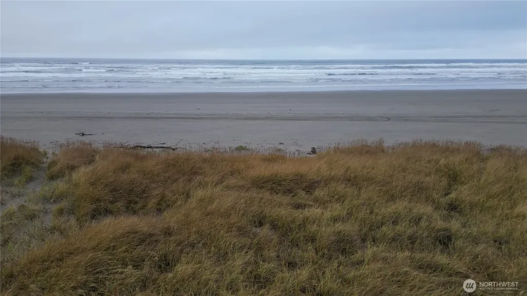 33707 G Street Ocean Park WA 98640