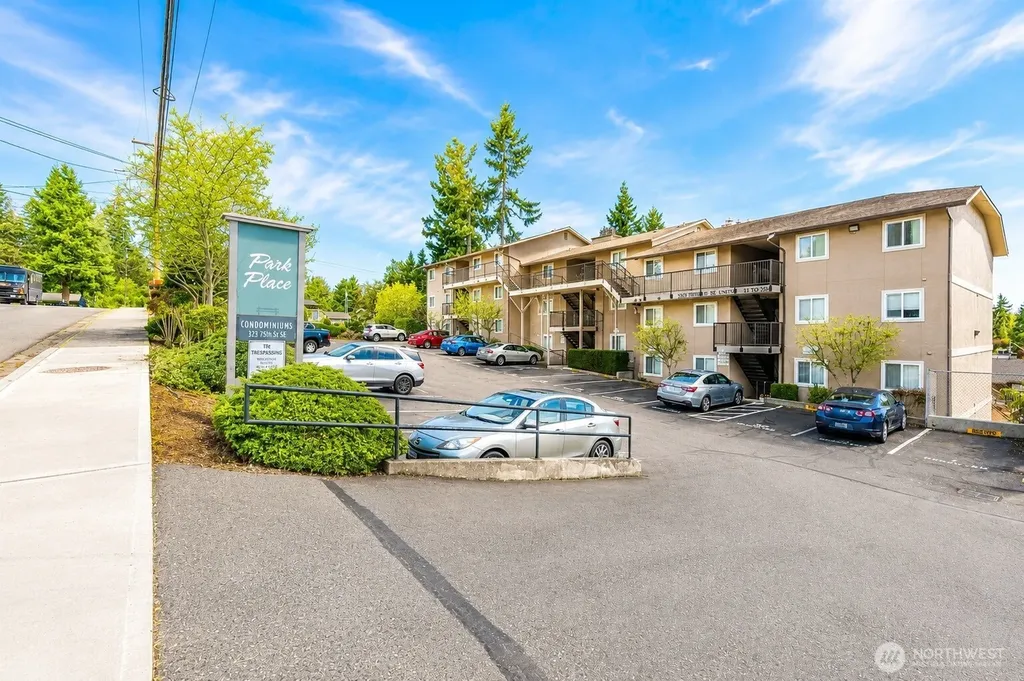 323 75th Street SE Everett WA 98203