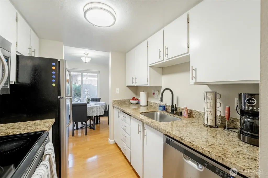 323 75th Street SE Everett WA 98203