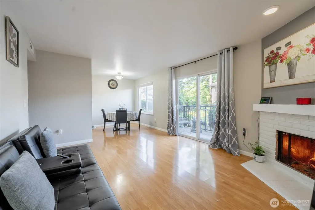323 75th Street SE Everett WA 98203