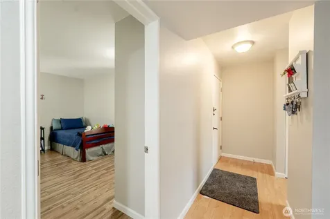 323 75th Street SE Everett WA 98203