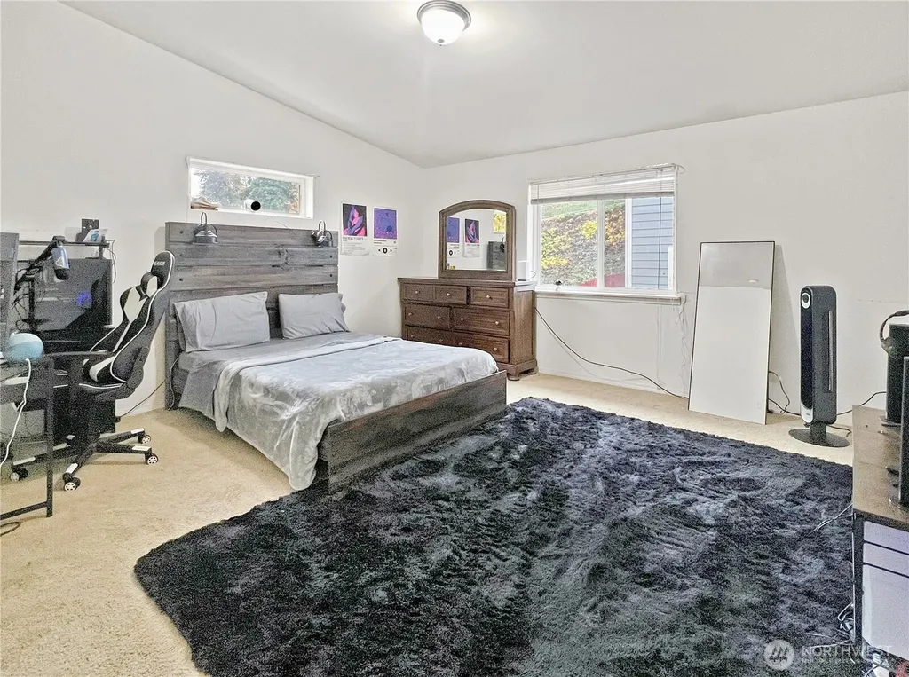 1100 9th Avenue Milton WA 98354