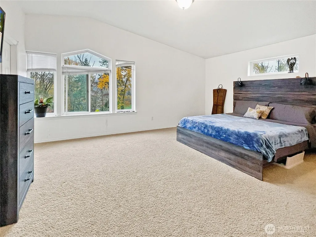 1100 9th Avenue Milton WA 98354