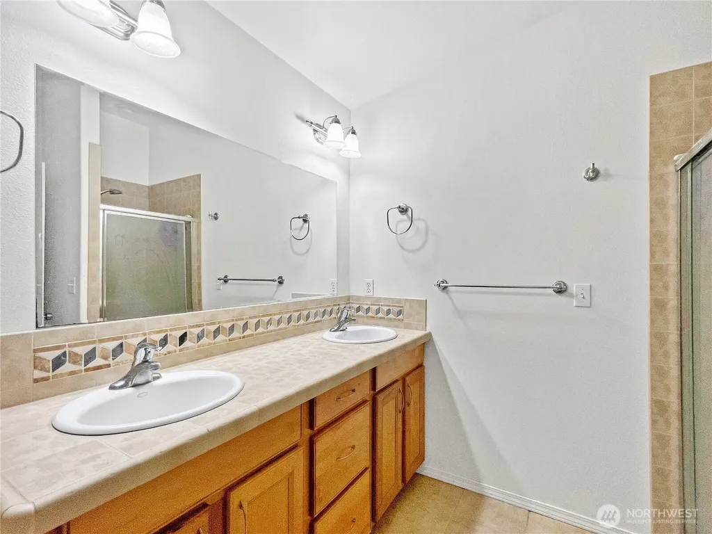 1100 9th Avenue Milton WA 98354