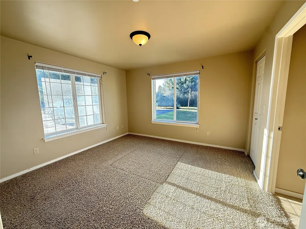 978 Point Brown Avenue SE Ocean Shores WA 98569