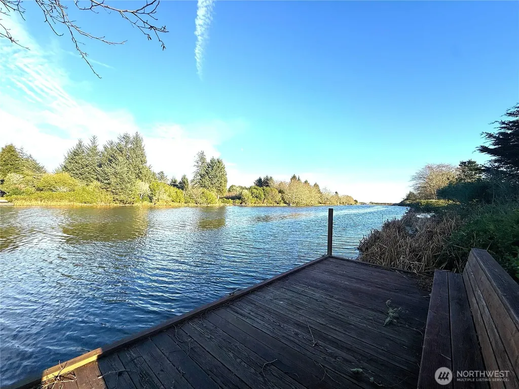 978 Point Brown Avenue SE Ocean Shores WA 98569
