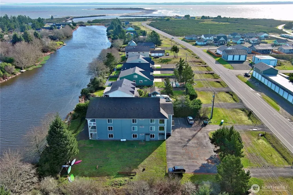 978 Point Brown Avenue SE Ocean Shores WA 98569