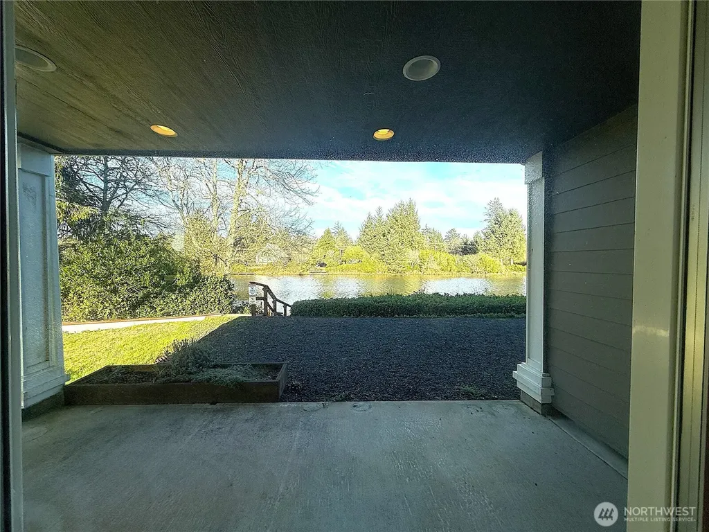 978 Point Brown Avenue SE Ocean Shores WA 98569