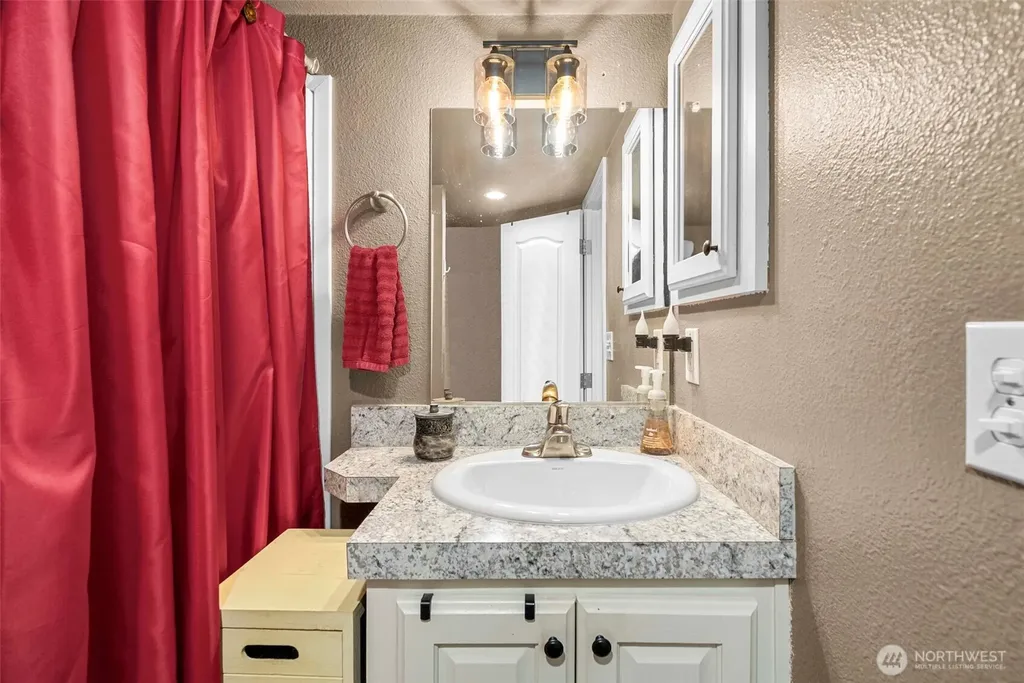 1546 SE Reservation Road Olympia WA 98513