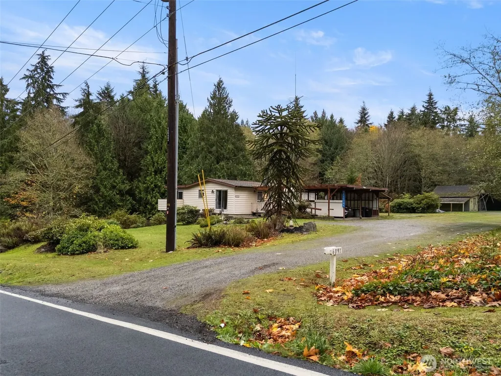 6091 NE Twin Spits Road Hansville WA 98340