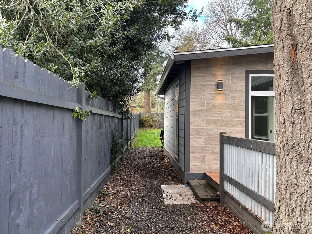 15201 13th Avenue S Spanaway WA 98387