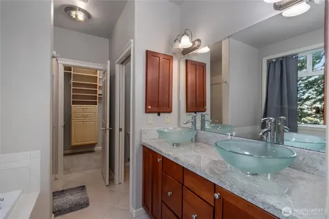 2440 S Steele Street Tacoma WA 98405