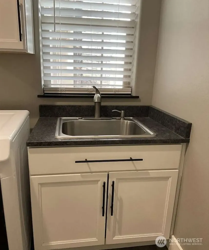 4337 Road 7.4 NE Moses Lake WA 98837