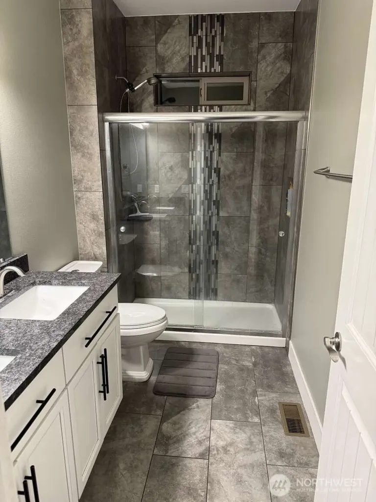 4337 Road 7.4 NE Moses Lake WA 98837