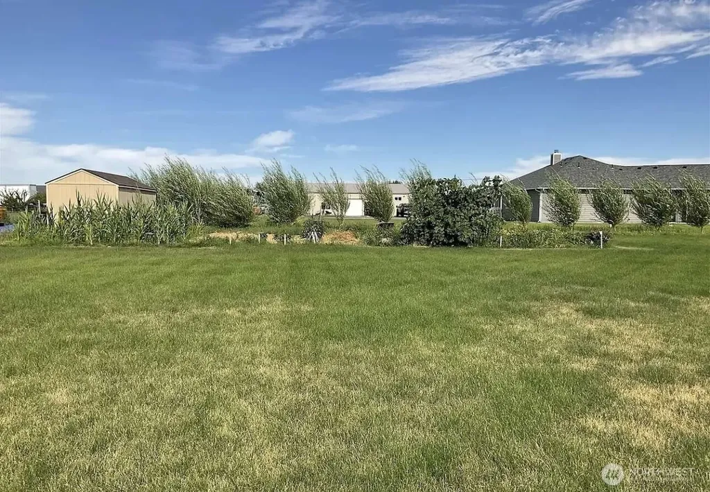 4337 Road 7.4 NE Moses Lake WA 98837