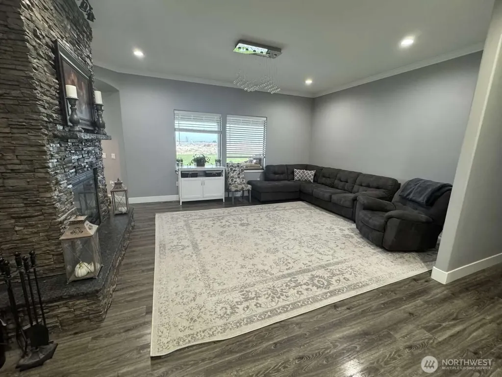 4337 Road 7.4 NE Moses Lake WA 98837