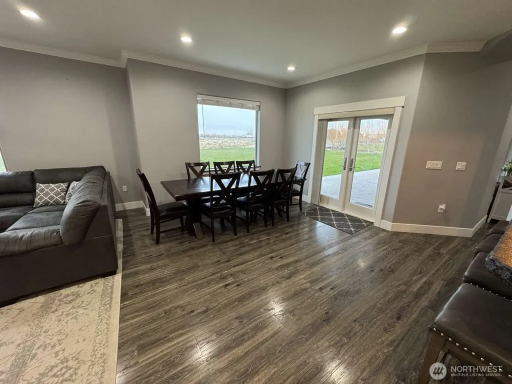 4337 Road 7.4 NE Moses Lake WA 98837