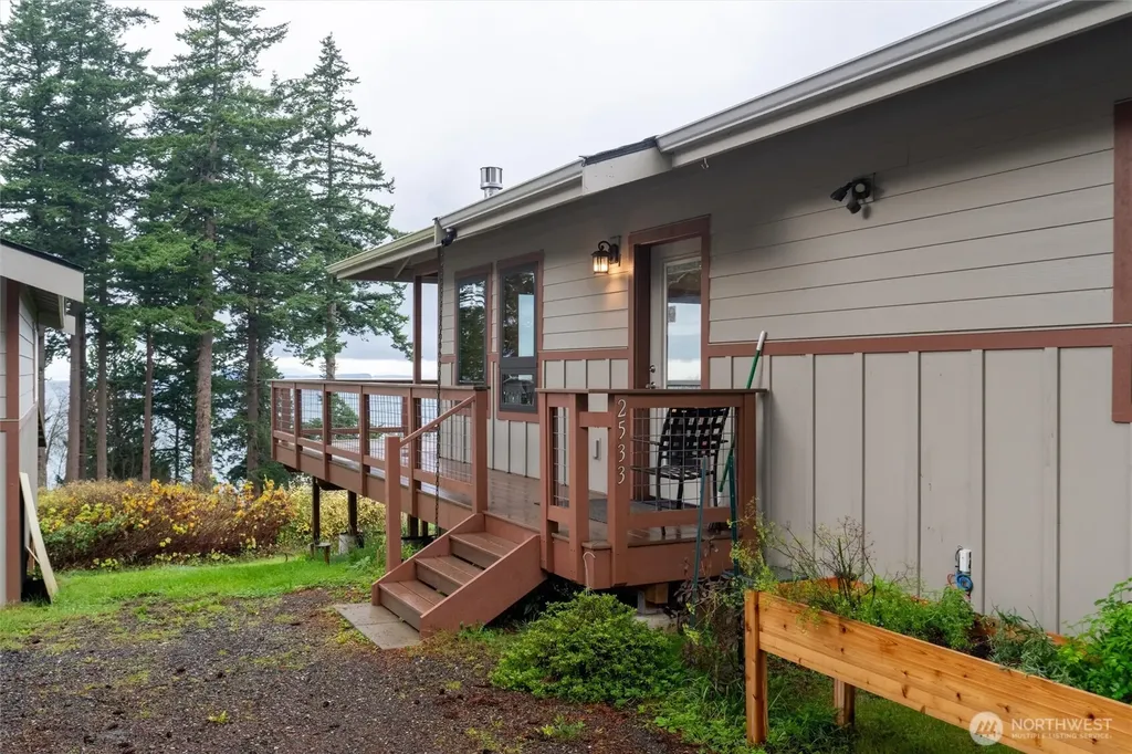 2533 Island View Lane Lummi Island WA 98262
