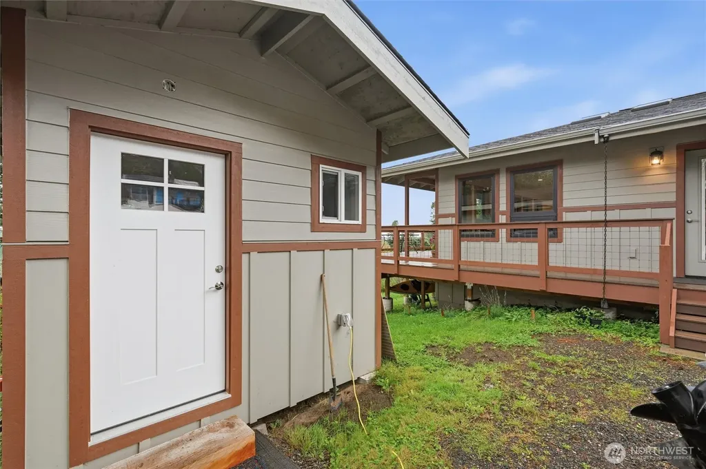 2533 Island View Lane Lummi Island WA 98262