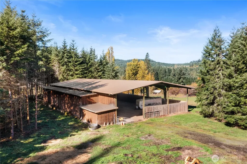 201 Jylha Rochester WA 98579