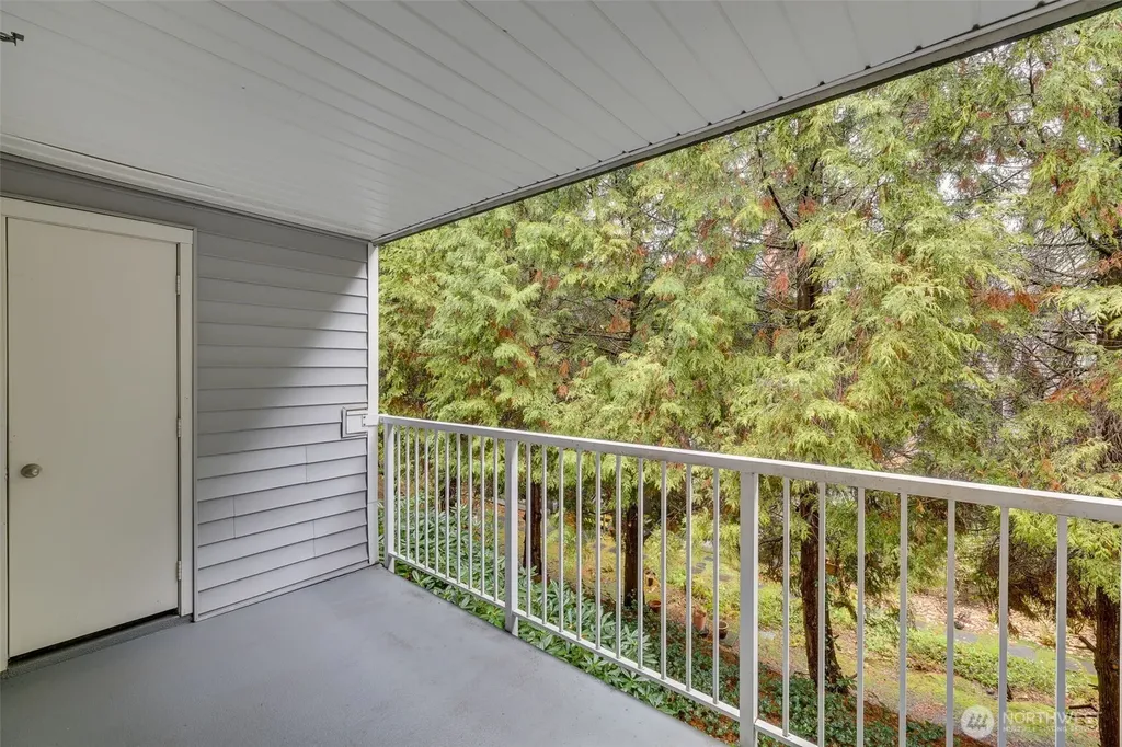 7453 Newcastle Golf Club Road Newcastle WA 98059
