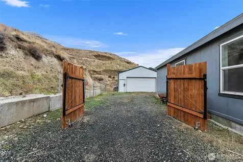 3570 Pinnacle Place Wenatchee WA 98801