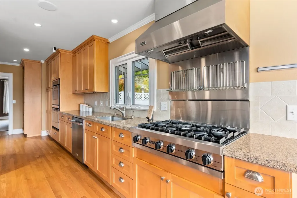 317 10th Street Aberdeen WA 98520