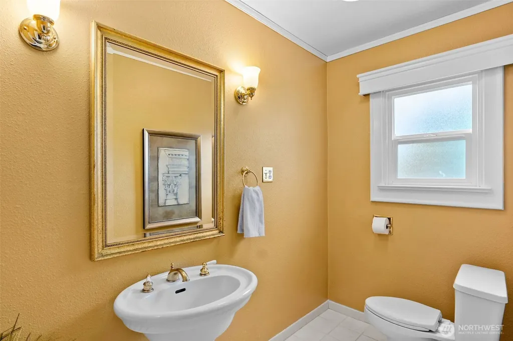 317 10th Street Aberdeen WA 98520