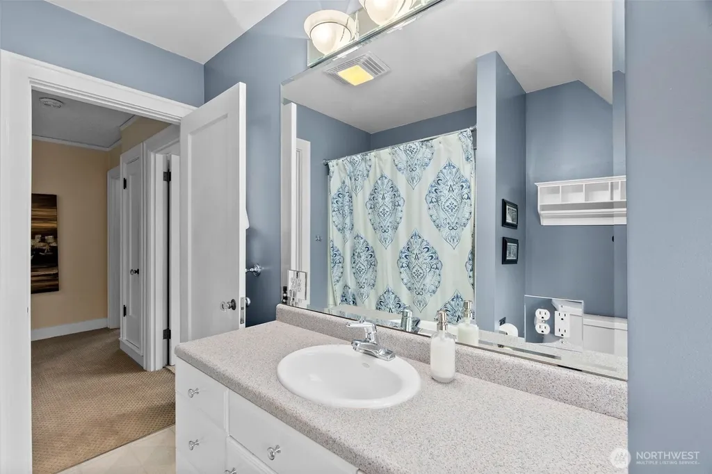 317 10th Street Aberdeen WA 98520