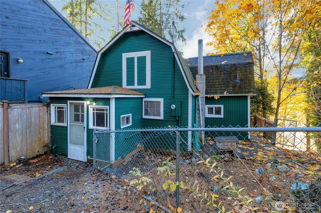 40424 Ski Park Road E Eatonville WA 98328