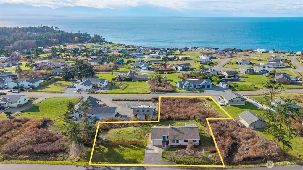 765 El Toro Street Coupeville WA 98239