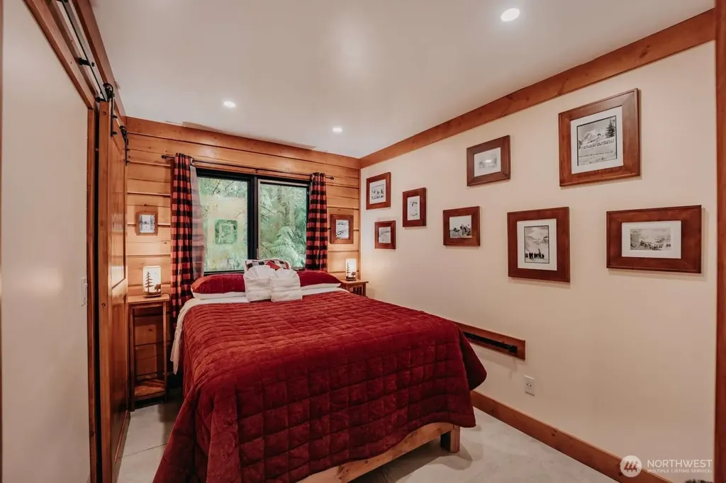 15033 Welcome Road Glacier WA 98244