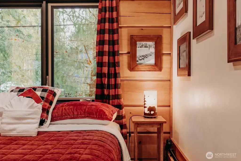 15033 Welcome Road Glacier WA 98244