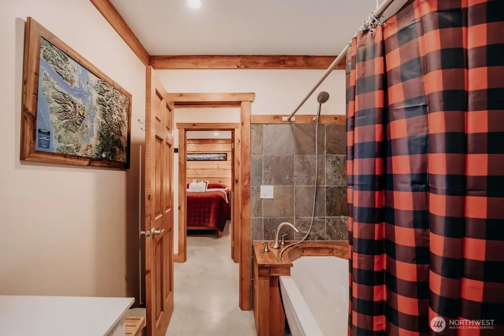 15033 Welcome Road Glacier WA 98244