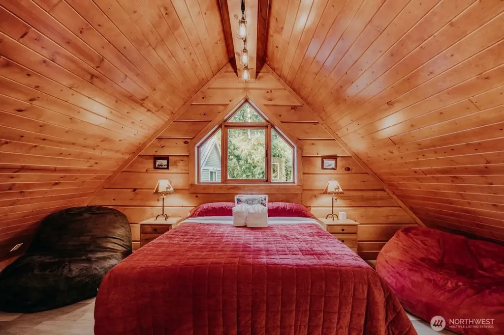 15033 Welcome Road Glacier WA 98244