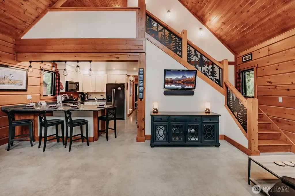 15033 Welcome Road Glacier WA 98244