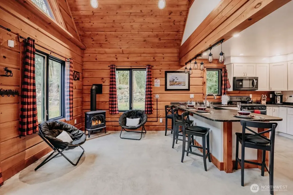 15033 Welcome Road Glacier WA 98244