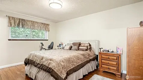 5709 N 13th Street Tacoma WA 98406
