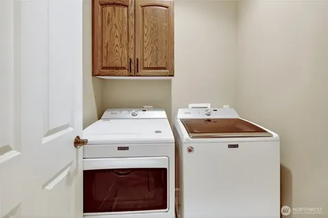 1494 Eastmont Avenue East Wenatchee WA 98802