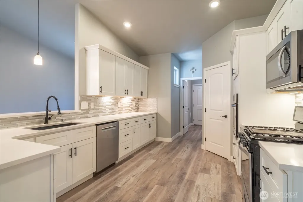 352 E Davis Street Connell WA 99326